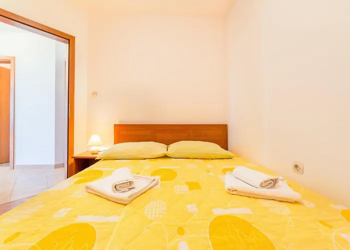 Lovas Apartamento Vodice