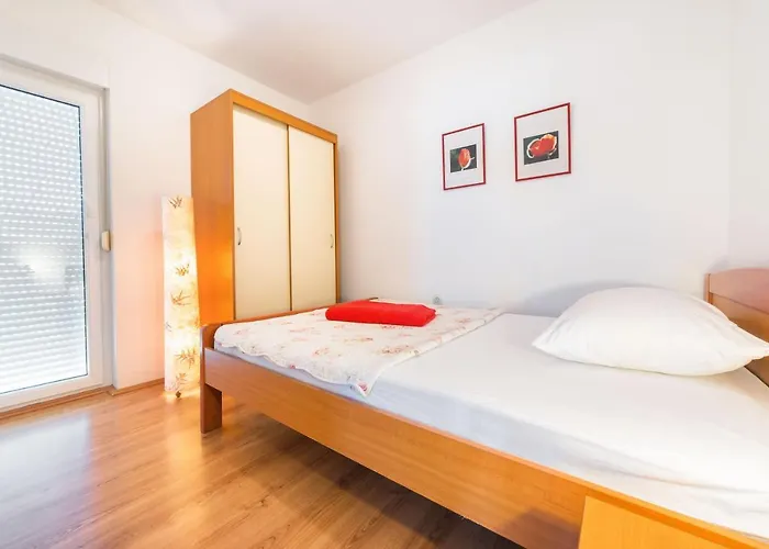 Lovas Apartamento Vodice